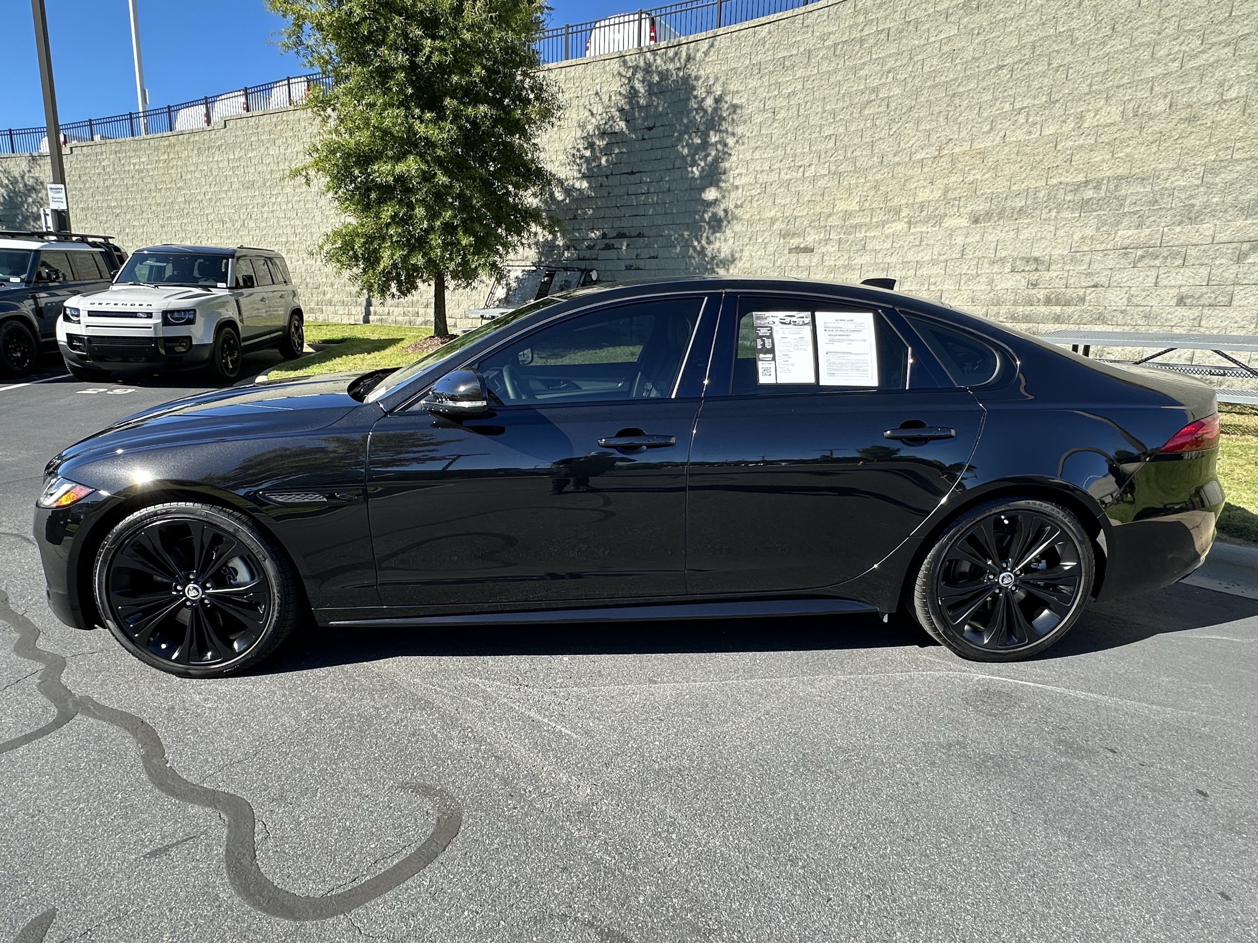 Certified 2024 Jaguar XF R-Dynamic SE AWD/4WD image 2