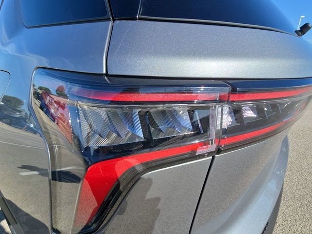 Used 2025 Chevrolet Equinox ACTIV image 35