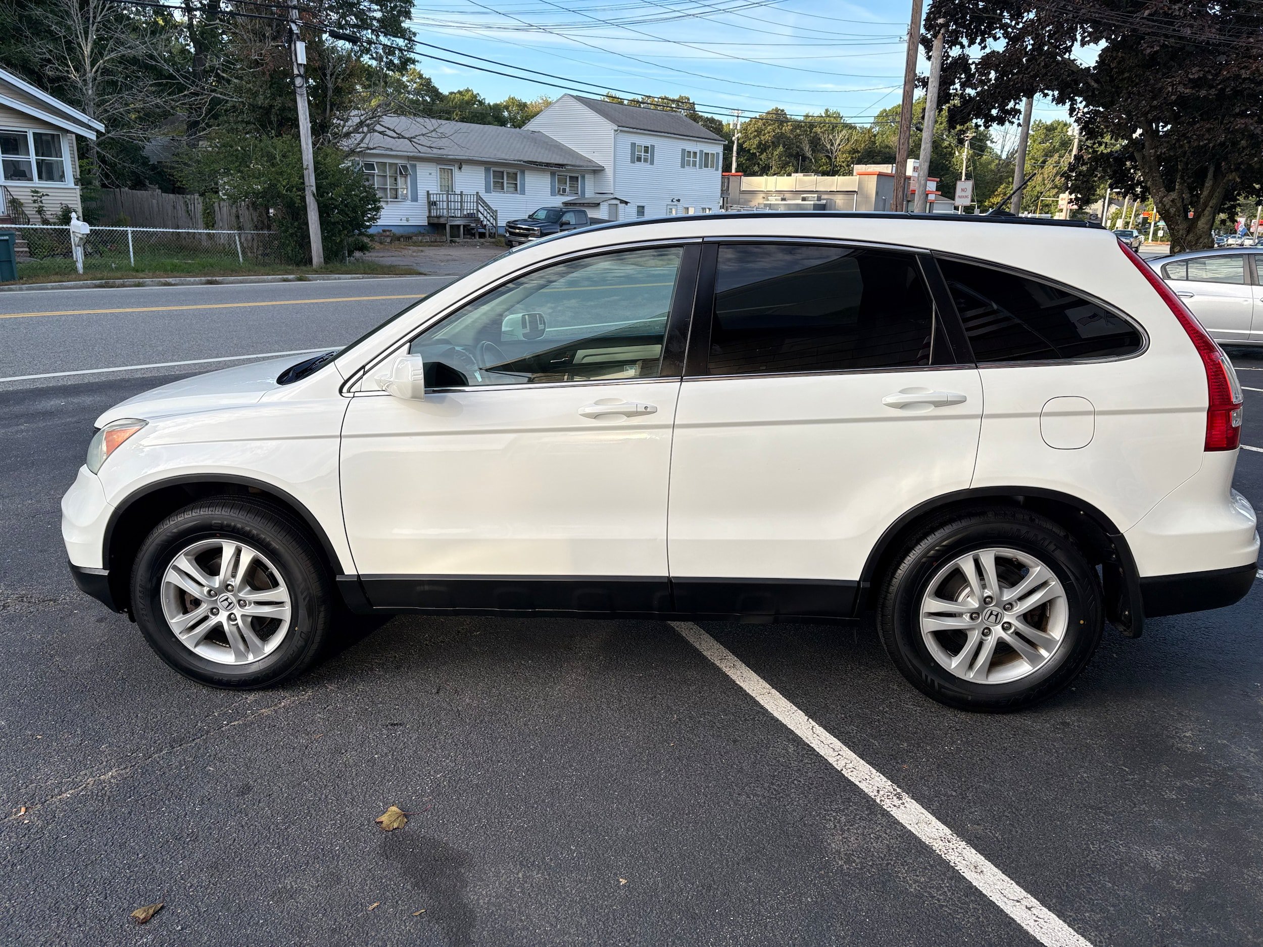 Used 2010 Honda CR-V EX-L image 10