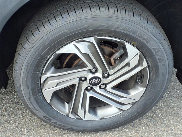 Used 2022 Hyundai Santa Fe SEL w/ Convenience Package image 9