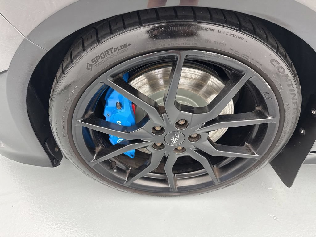 Used 2016 Ford Focus RS AWD/4WD image 4