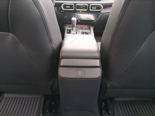 New 2026 Nissan Sentra SR w/ SR Premium Package FWD image 31