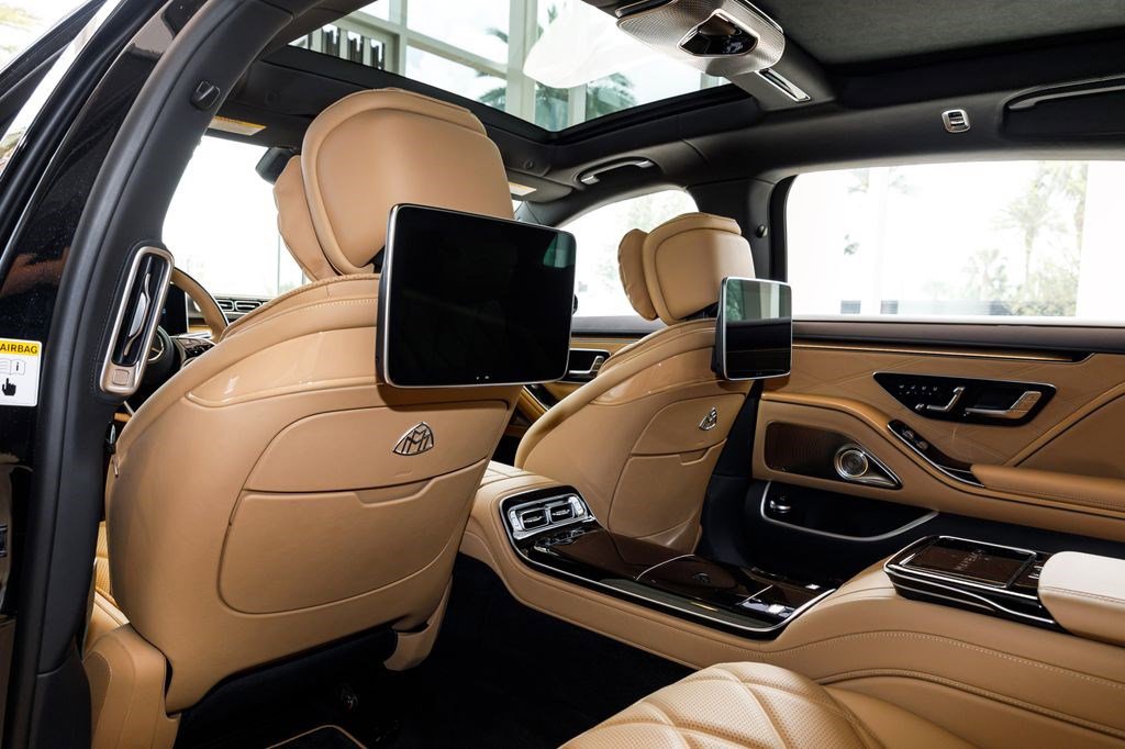 Used 2023 Mercedes-Benz Maybach S 680 4MATIC image 23