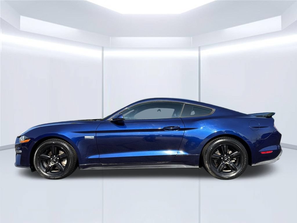 Used 2019 Ford Mustang Coupe RWD image 2