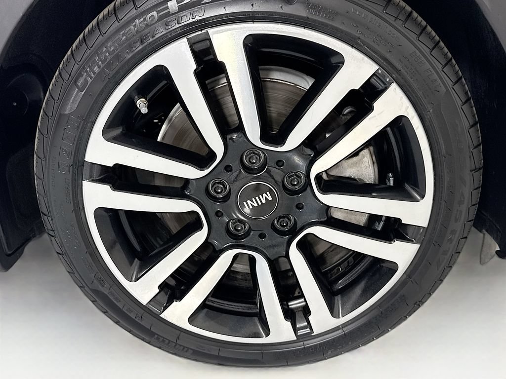 Used 2023 MINI Cooper S w/ Signature Upholstery Package FWD image 38