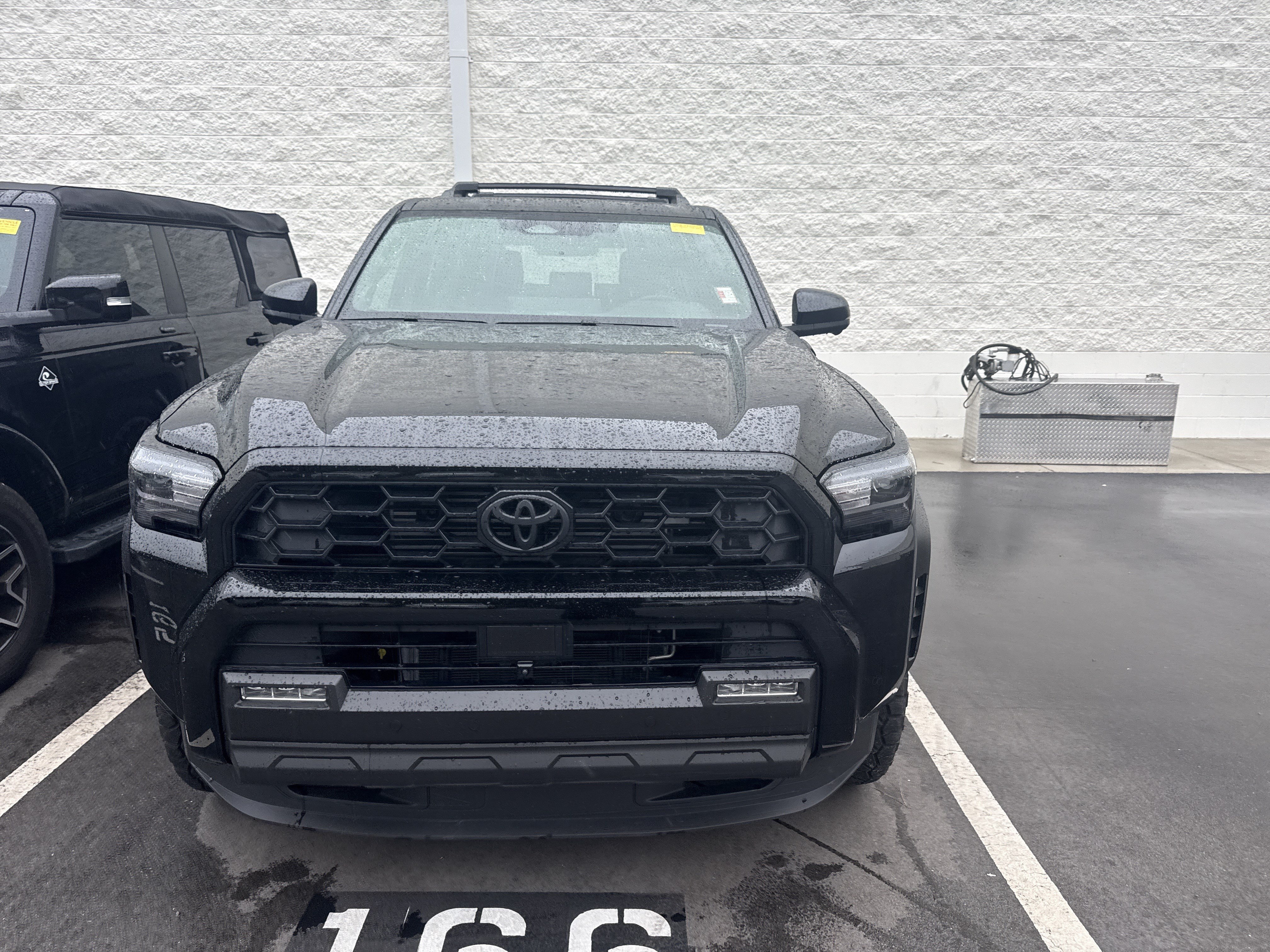 Used 2025 Toyota 4Runner TRD Off-Road Premium AWD/4WD image 38