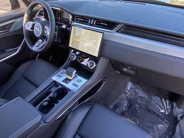New 2025 Jaguar F-PACE R-Dynamic S AWD/4WD image 11