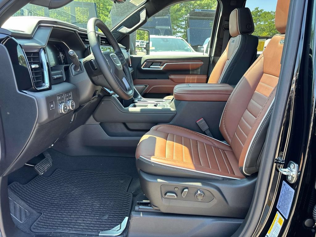 New 2026 GMC Sierra 2500 Denali Ultimate w/ Snow Plow Prep/Camper Package AWD/4WD image 11