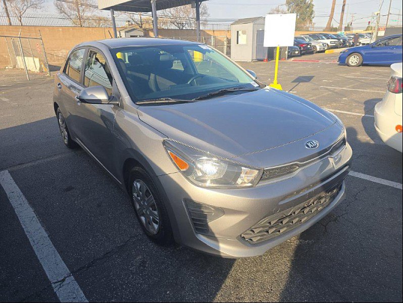 Used 2021 Kia Rio S image 2