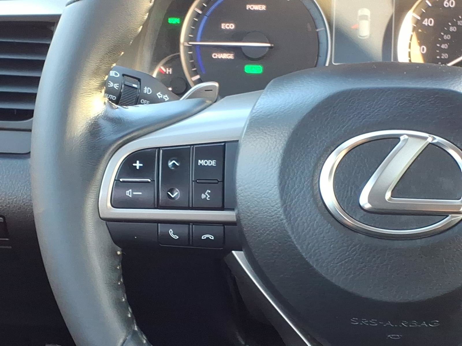 Used 2022 Lexus RX 450h AWD w/ Premium Package image 12