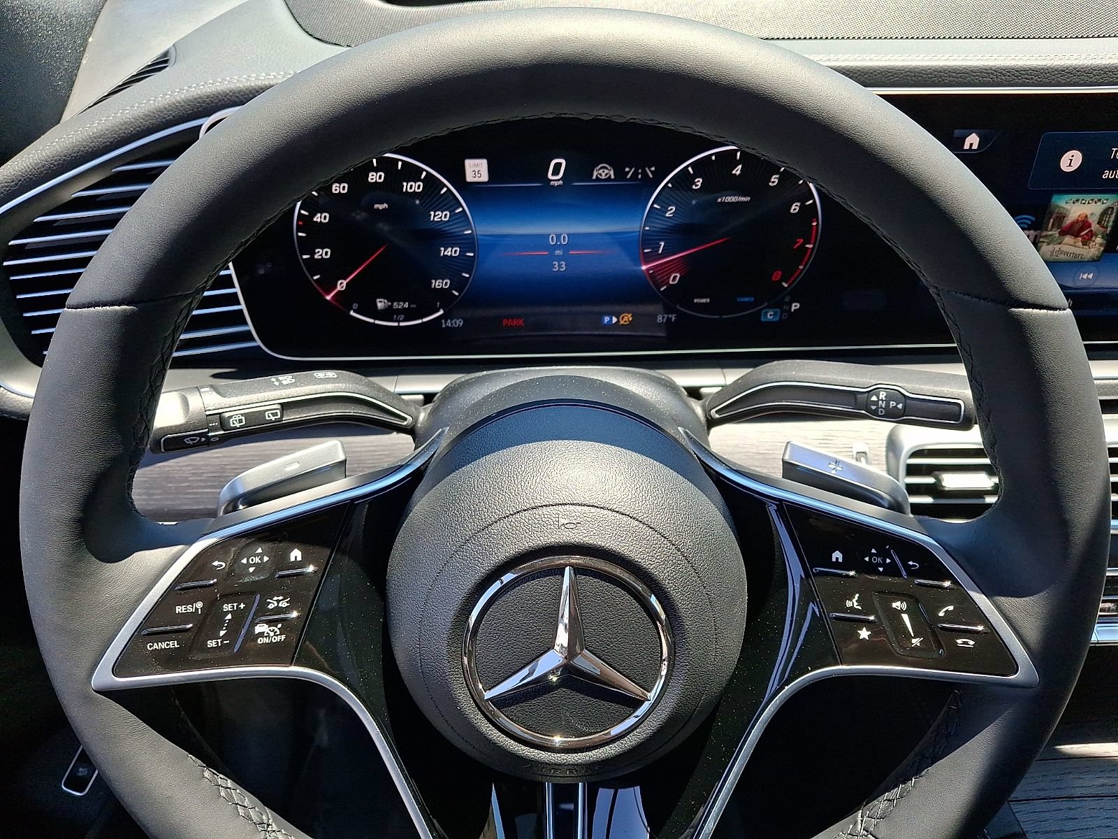 New 2026 Mercedes-Benz GLE 350 4MATIC image 15