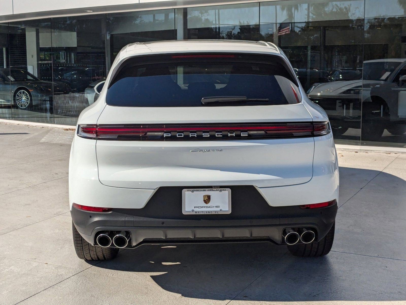 Certified 2025 Porsche Cayenne image 24