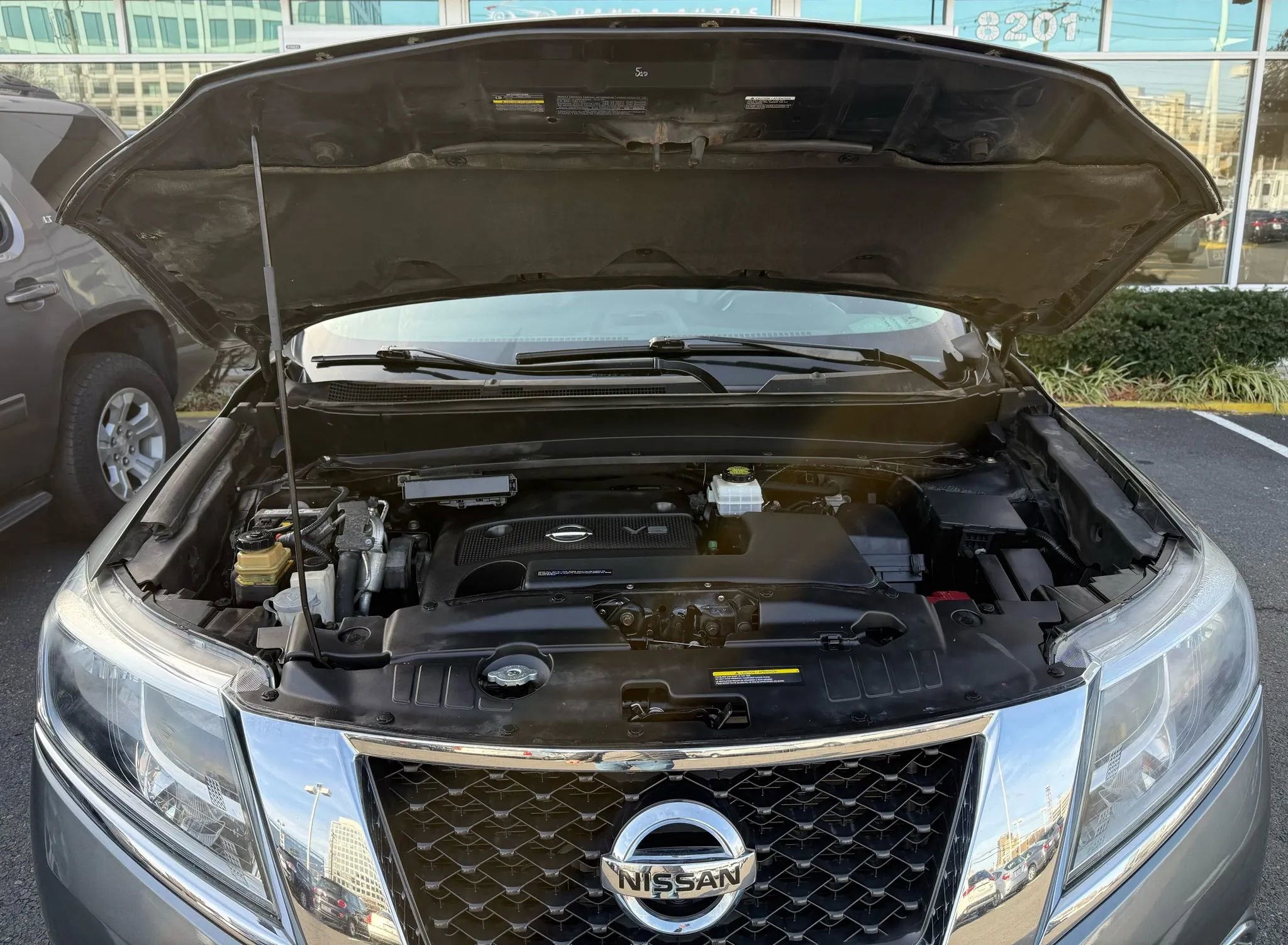 Used 2015 Nissan Pathfinder SL w/ SL Tech Package image 43