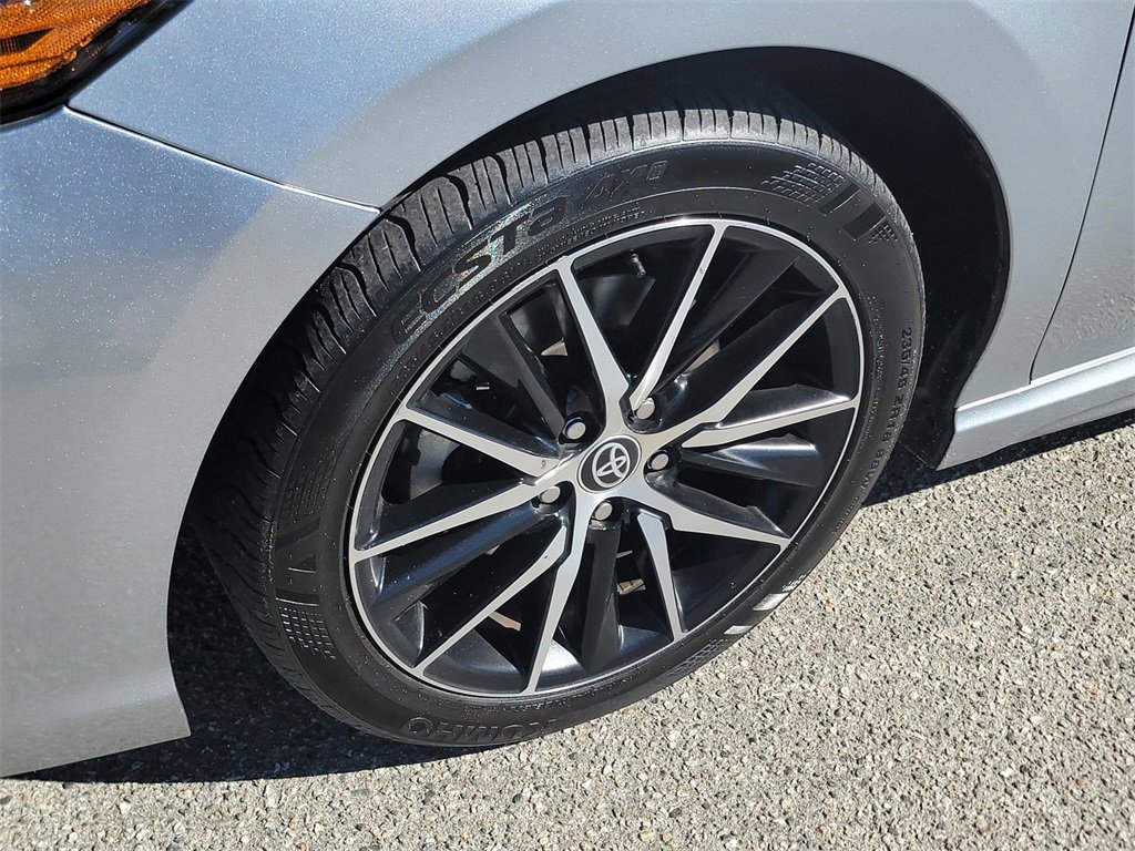 Used 2023 Toyota Camry SE image 11