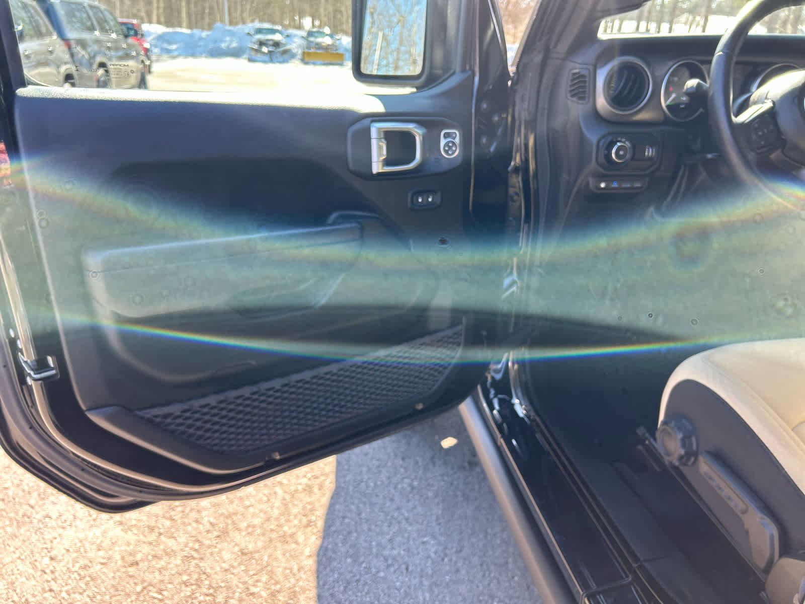 Used 2023 Jeep Wrangler Unlimited w/ Cold Weather Group image 21