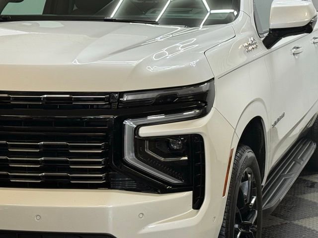 Used 2025 Chevrolet Suburban High Country w/ Sun And Tow Package image 7