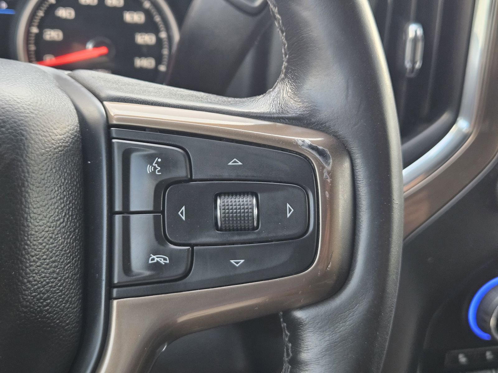 Certified 2023 Chevrolet Silverado 2500 High Country w/ Z71 Off-Road Package image 27