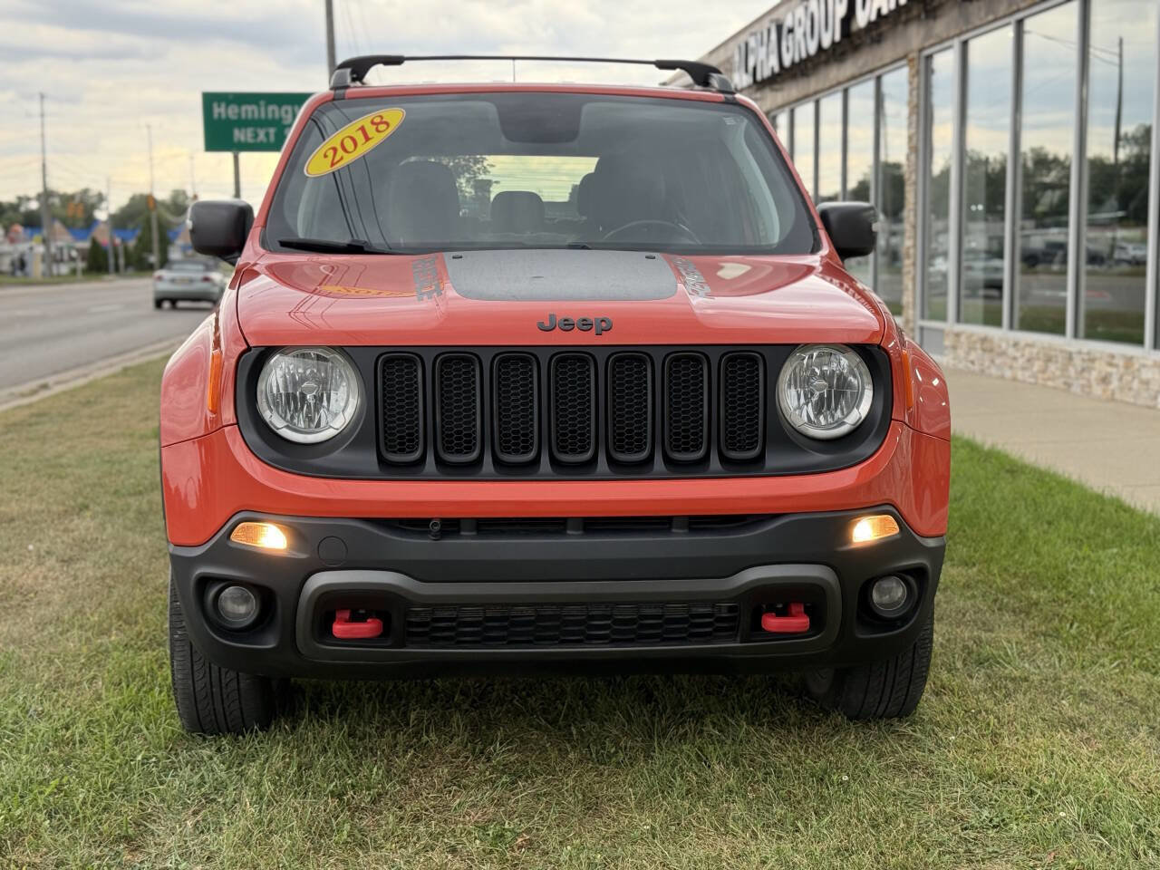 Used 2018 Jeep Renegade Trailhawk image 3