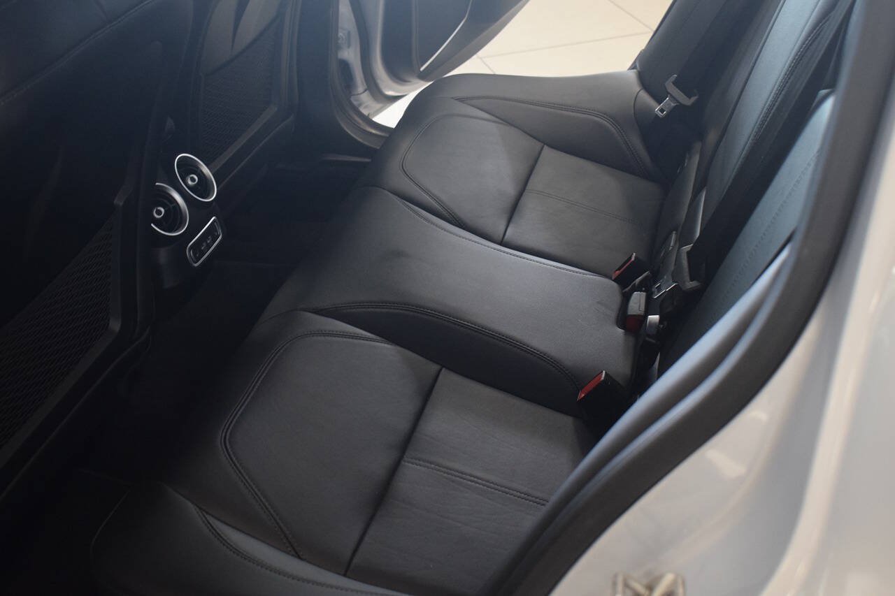 Used 2022 Alfa Romeo Giulia Ti RWD image 47
