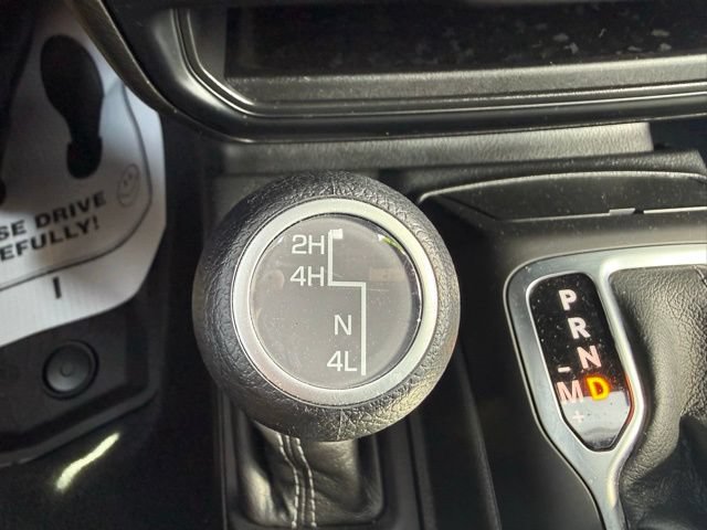 Used 2024 Jeep Wrangler Sport AWD/4WD image 28