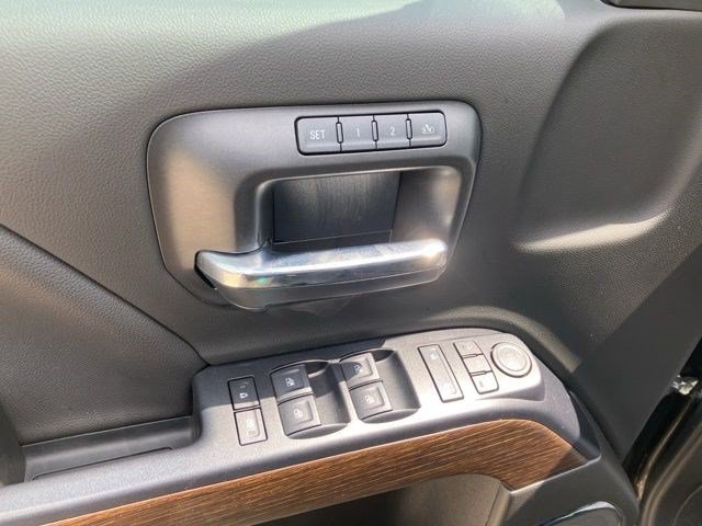 Used 2018 GMC Sierra 1500 Denali w/ LPO, Protection Package AWD/4WD image 10