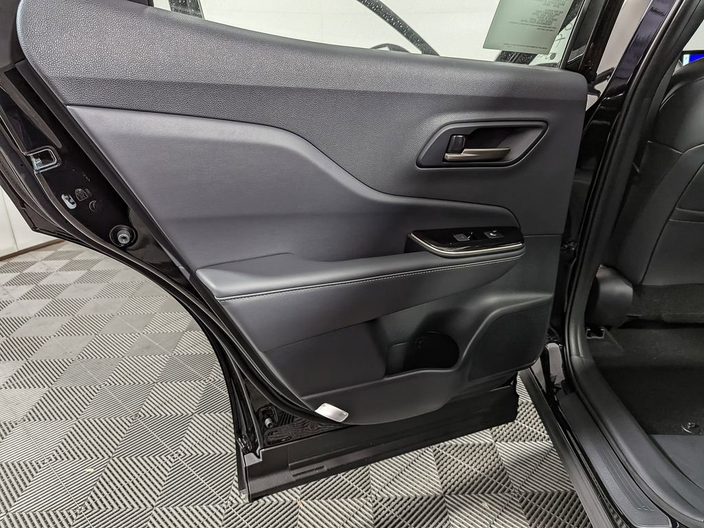 New 2026 Toyota Crown XLE image 25