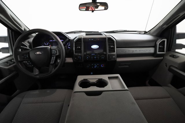Used 2021 Ford F250 XLT w/ Camper Package image 5