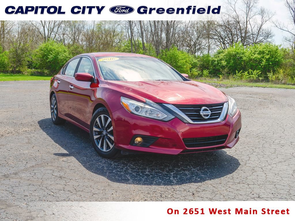 Used 2016 Nissan Altima 2.5 image 1
