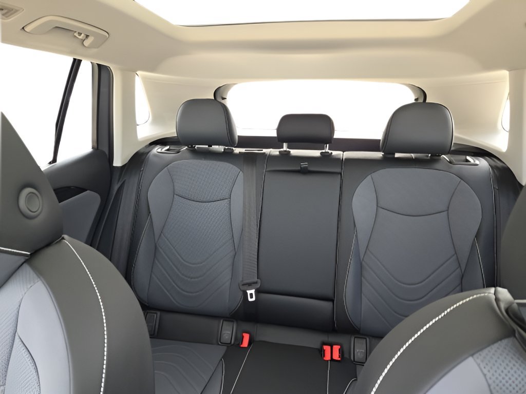 New 2026 Volkswagen Tiguan SE AWD/4WD image 32