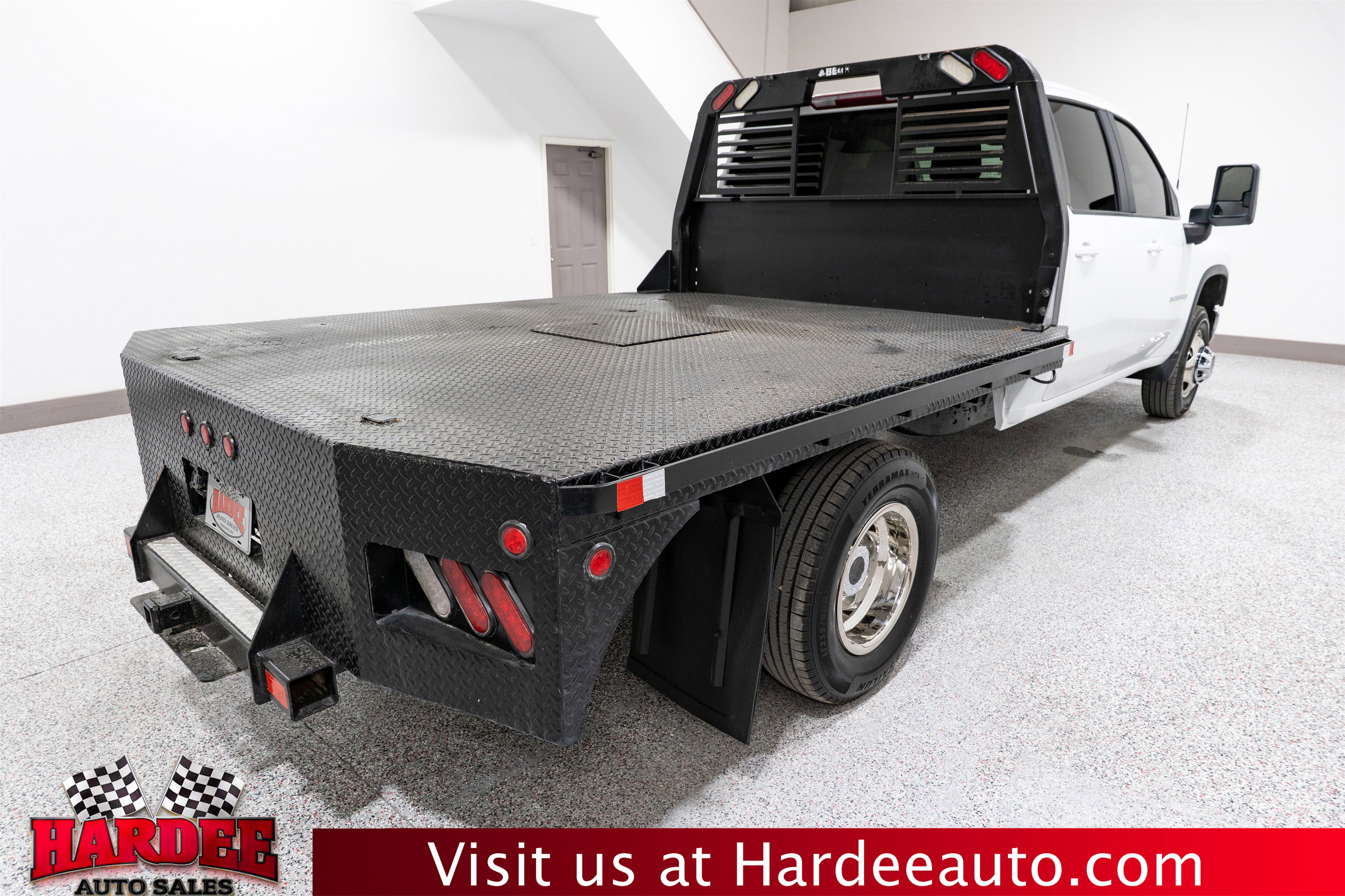 Used 2022 Chevrolet Silverado 3500 LT w/ Convenience Package AWD/4WD image 5