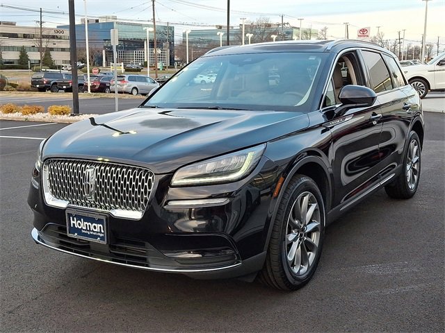 Used 2022 Lincoln Corsair AWD w/ Premium Package image 4