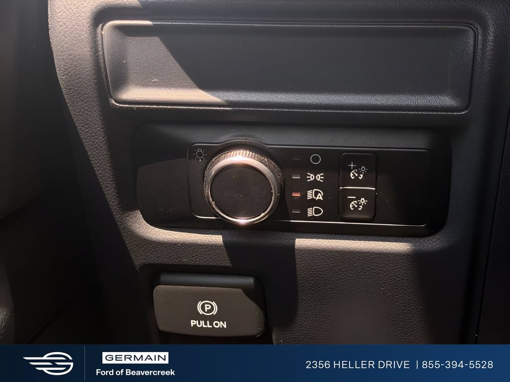 Used 2024 Ford Expedition XLT AWD/4WD image 25