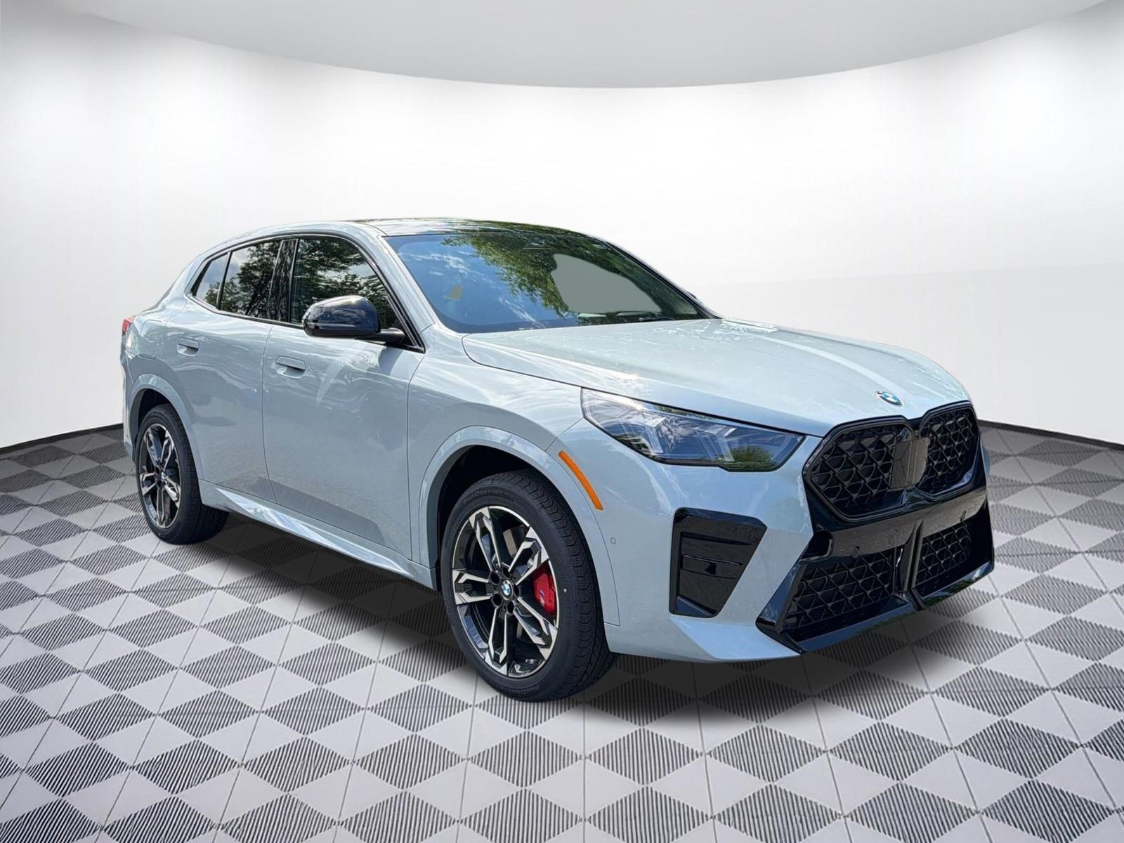 New 2026 BMW X2 xDrive28i w/ Technology Package AWD/4WD image 7