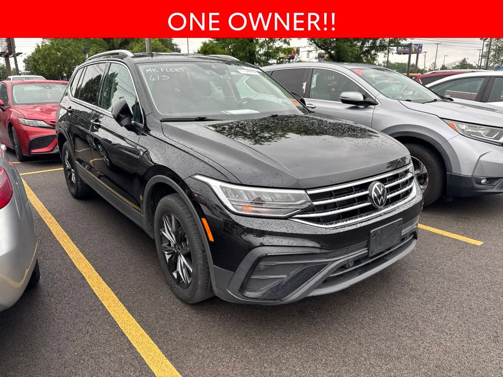 Used 2024 Volkswagen Tiguan SE AWD/4WD image 3