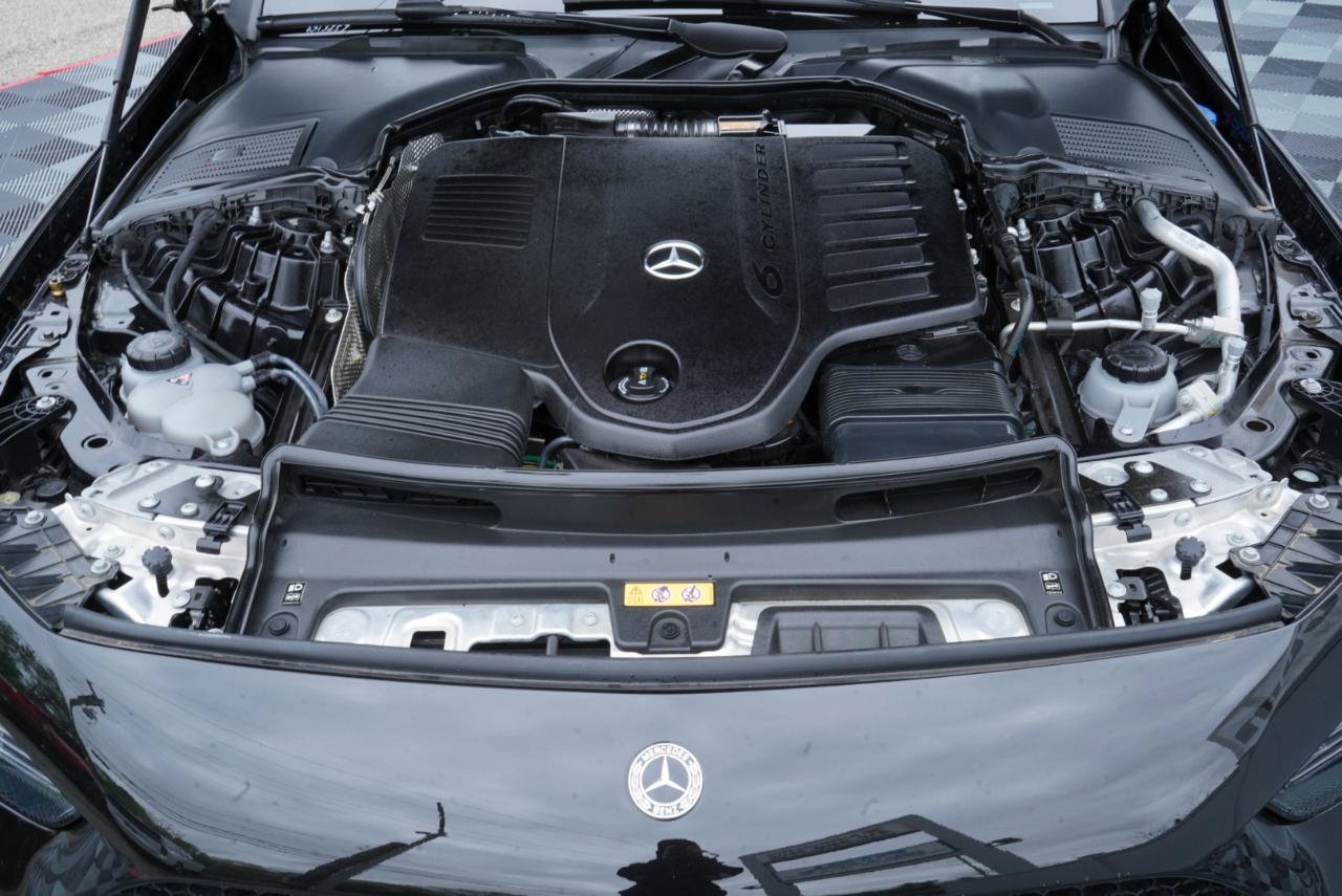 Used 2024 Mercedes-Benz CLE 450 4MATIC Cabriolet image 75