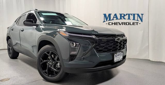 New 2026 Chevrolet Trax LT w/ Driver Confidence Package FWD image 1