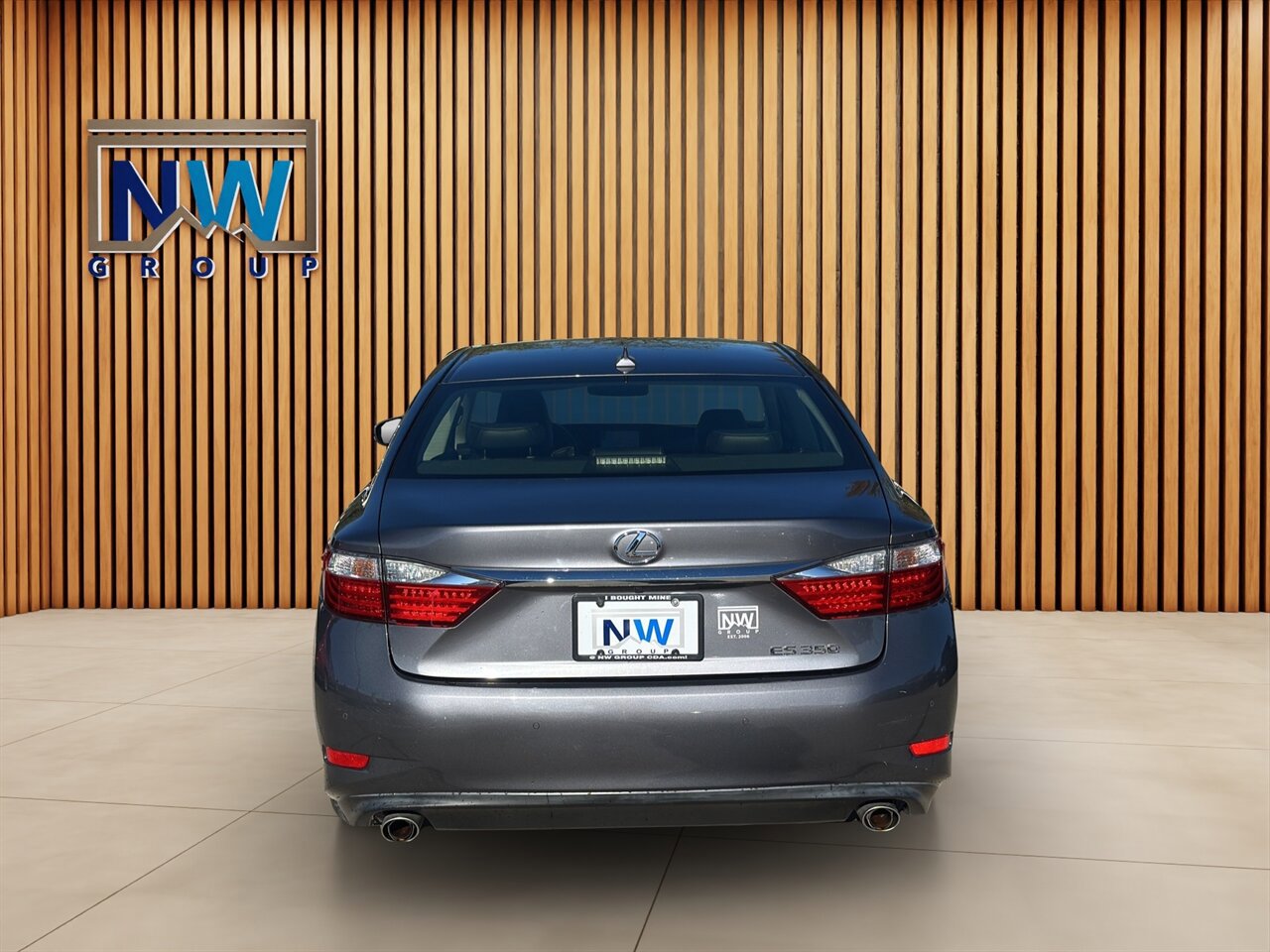 Used 2013 Lexus ES 350 w/ Luxury Pkg FWD image 16