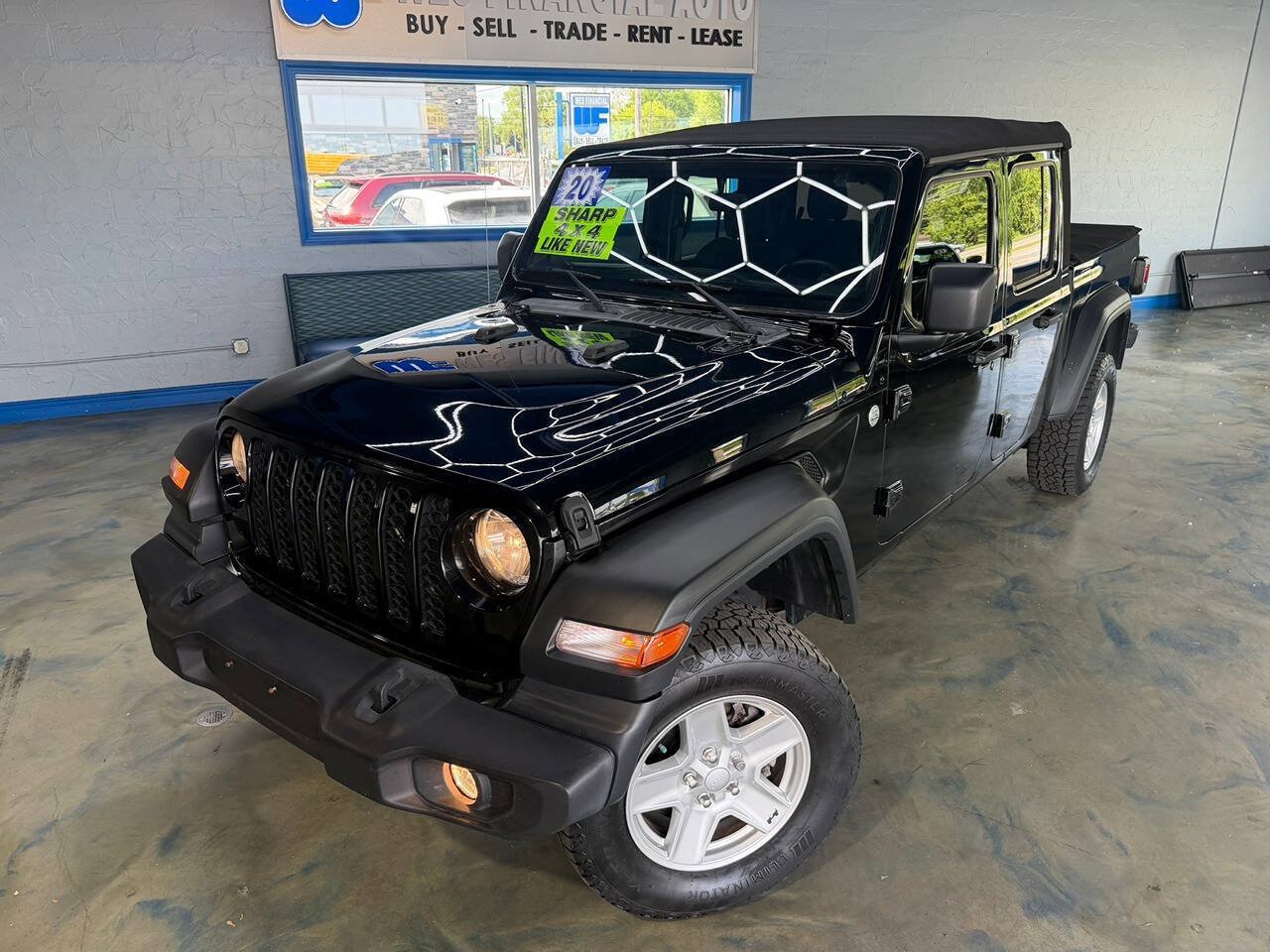 Used 2020 Jeep Gladiator Sport w/ Technology Group AWD/4WD image 1