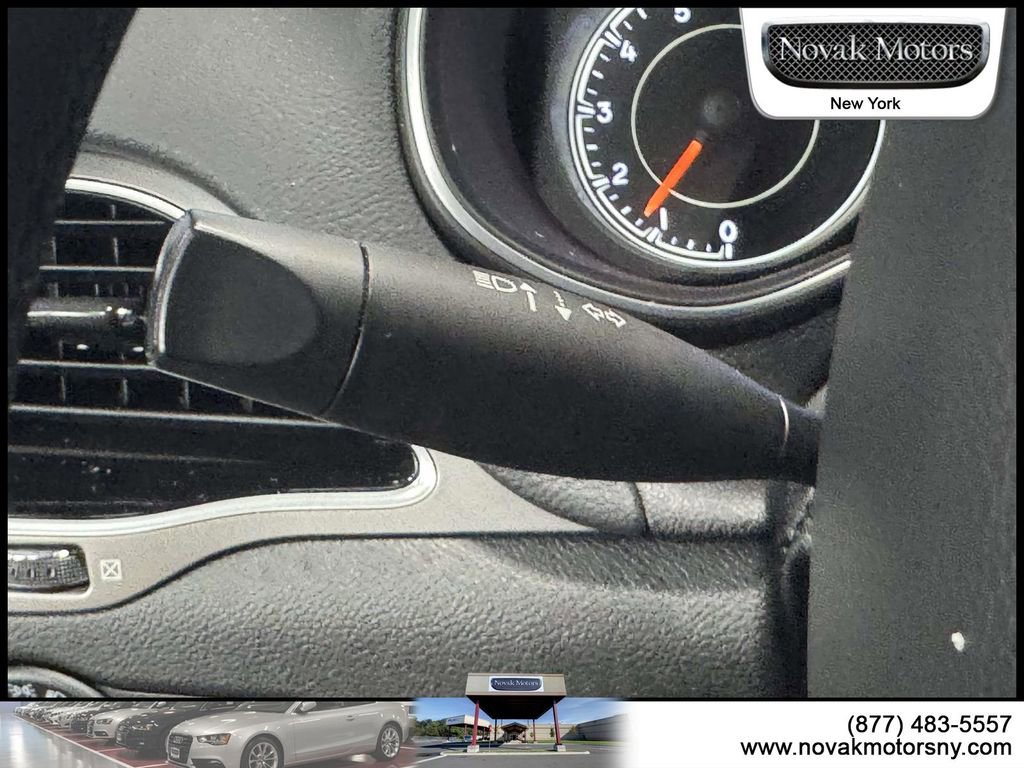 Used 2022 Jeep Cherokee Limited AWD/4WD image 20