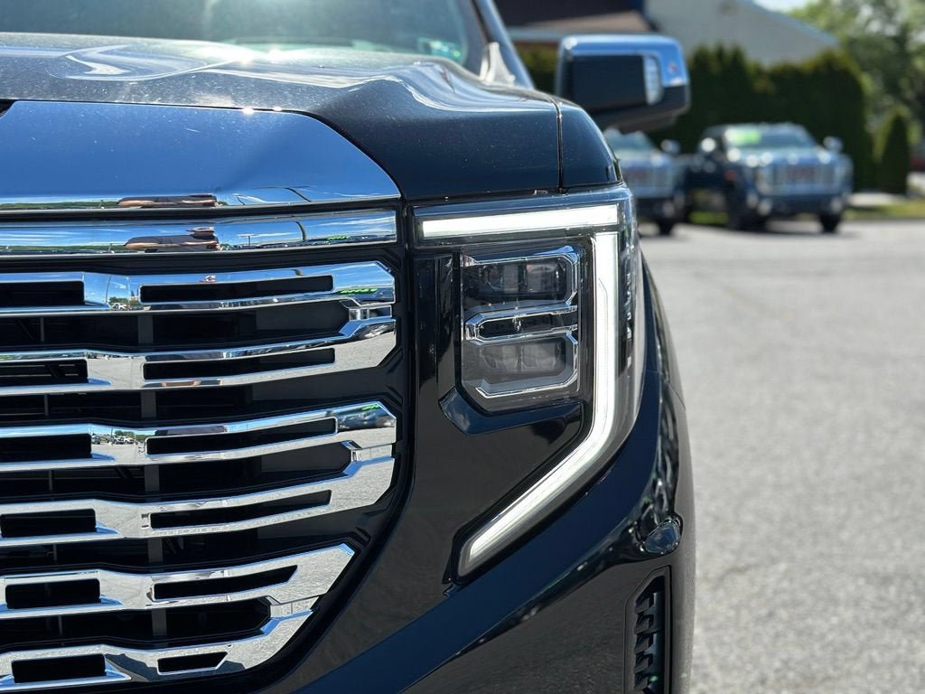 New 2026 GMC Sierra 1500 Denali w/ Denali Reserve Package AWD/4WD image 34