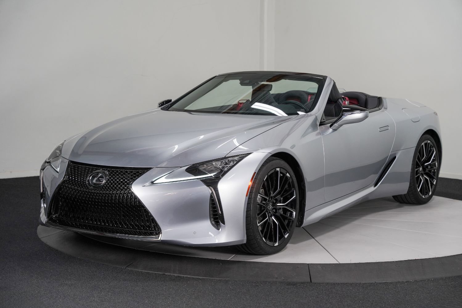 Used 2022 Lexus LC 500 Convert w/ Accessory Package RWD image 6