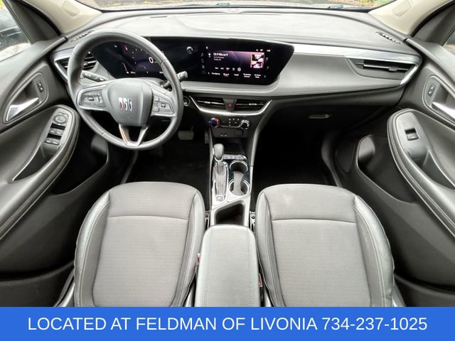 Certified 2025 Buick Encore GX Preferred FWD image 19