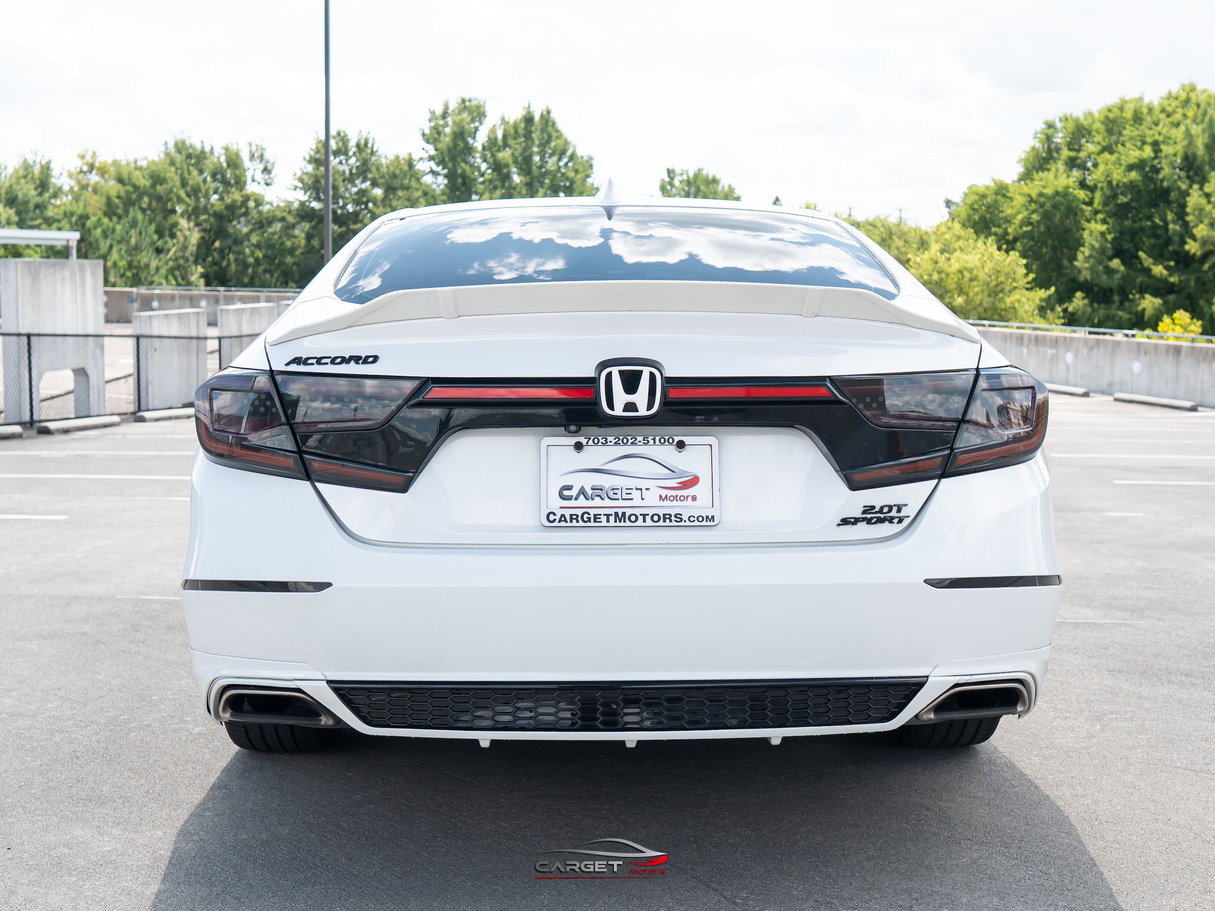 Used 2018 Honda Accord Sport image 6