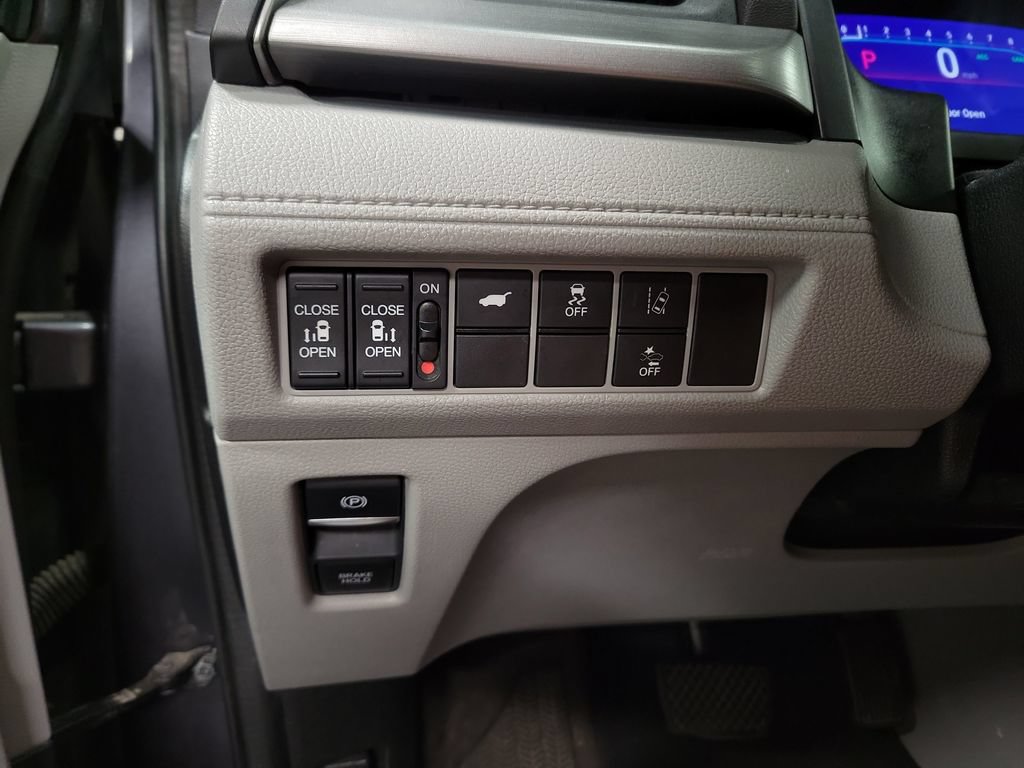 Used 2018 Honda Odyssey EX-L image 21