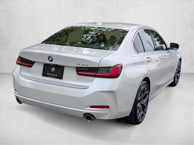 Used 2026 BMW 330i Sedan w/ Premium Package RWD image 2