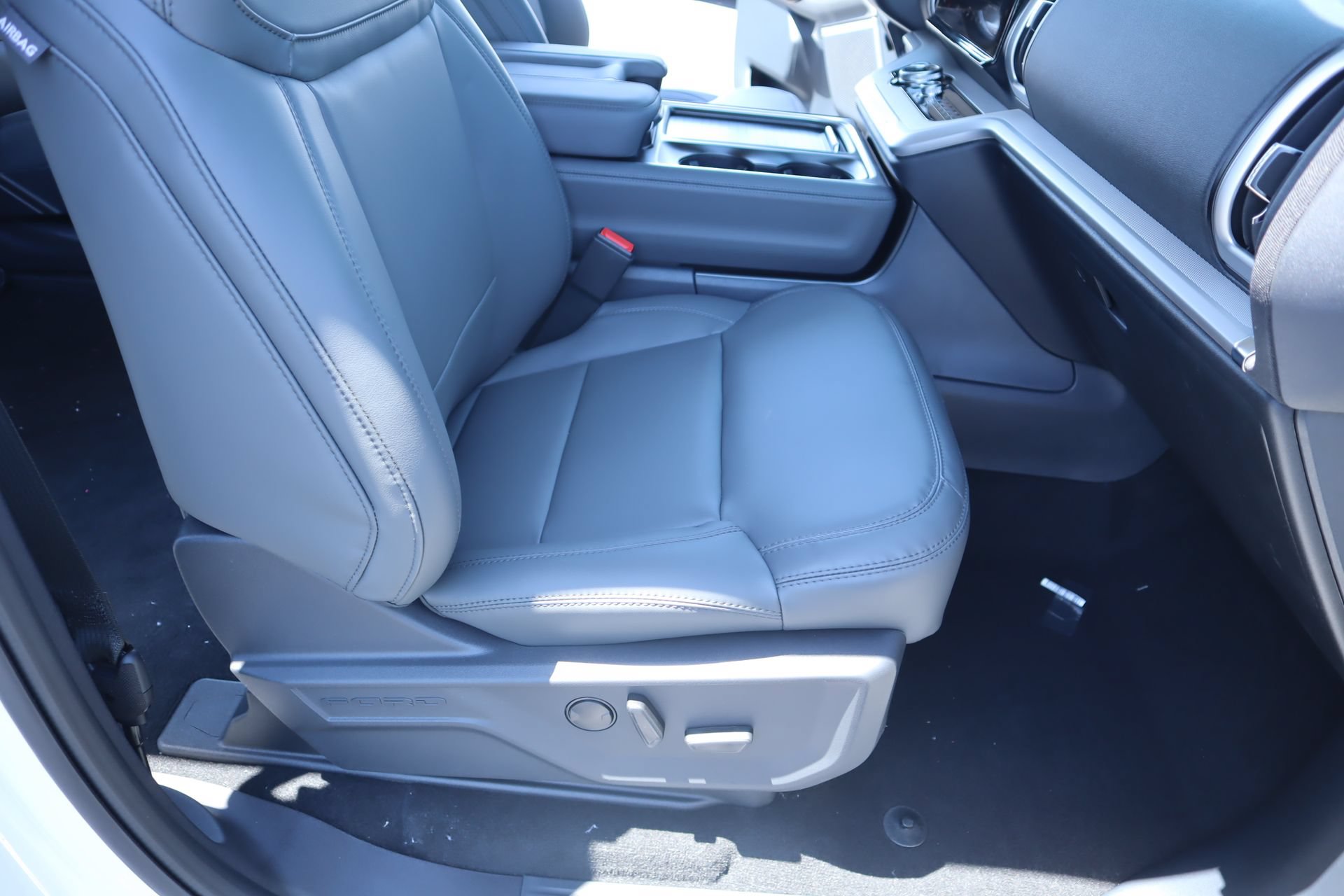 New 2026 Ford Expedition Max Active AWD/4WD image 14
