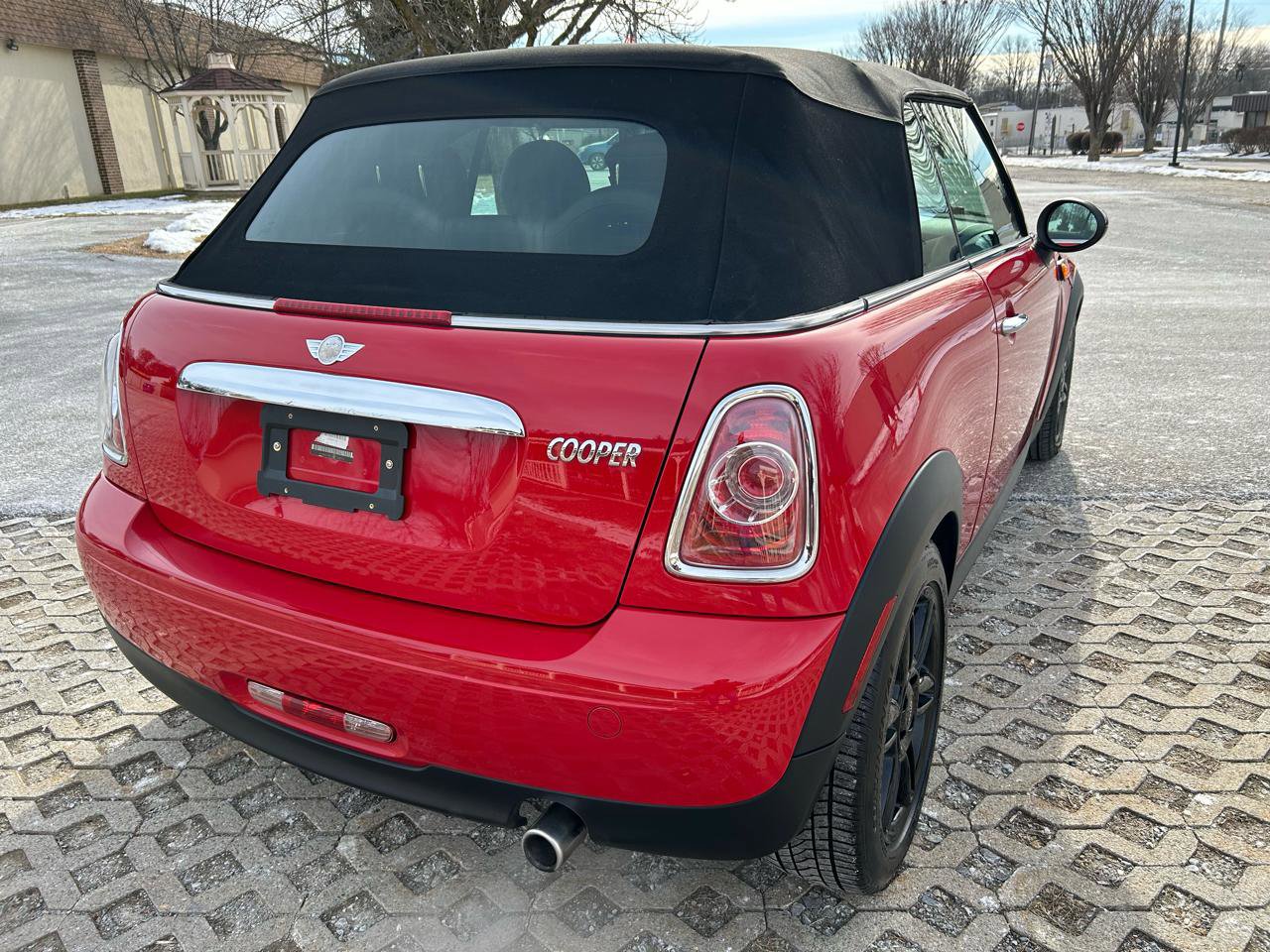 Used 2013 MINI Cooper Convertible image 5
