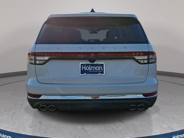 New 2026 Lincoln Aviator AWD image 5