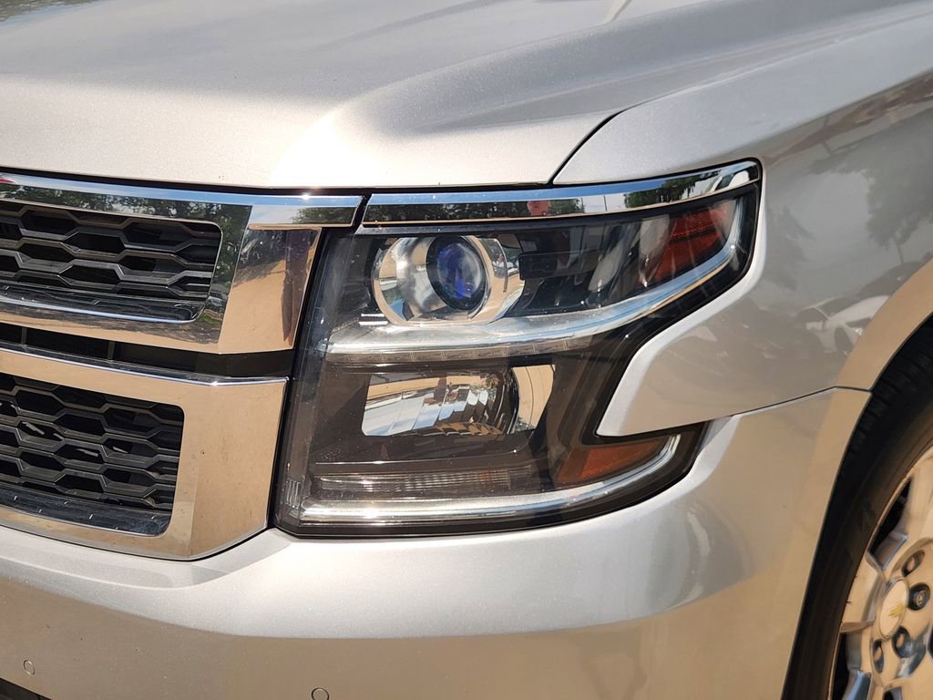 Used 2016 Chevrolet Suburban LT w/ Texas Edition Package RWD image 9