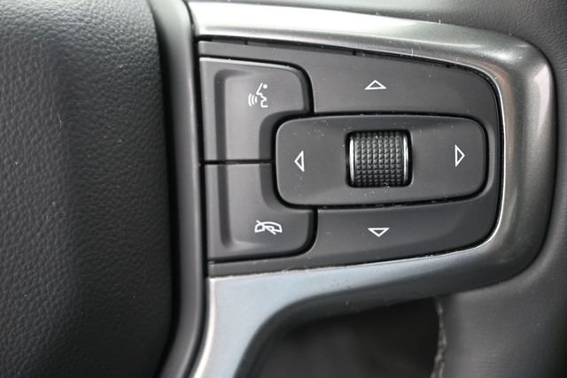 Used 2023 Chevrolet Silverado 1500 LT AWD/4WD image 21